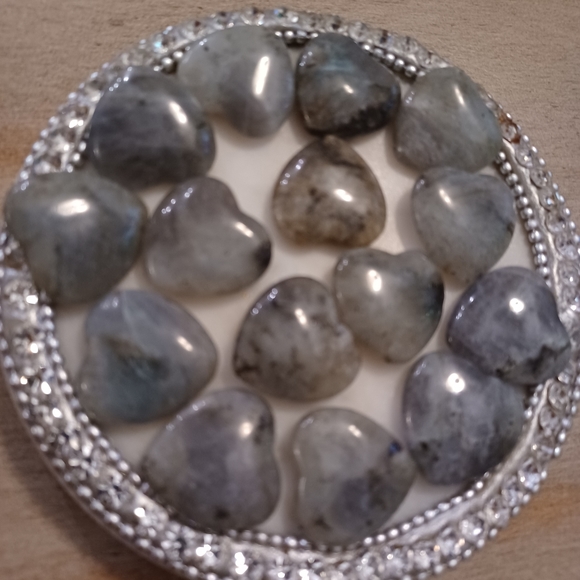 Labradorite Mini Heart - Picture 3 of 9